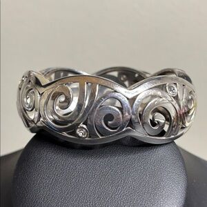 Brighton London Groove Silver Tone Crystal Bangle Bracelet Magnetic Hinged